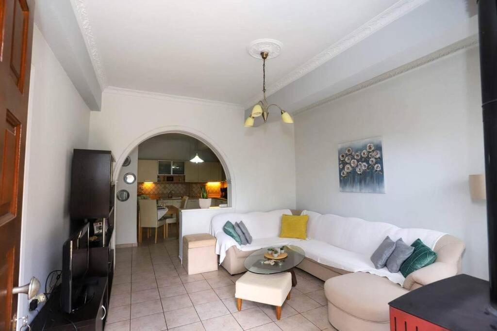 “Katerina'S Guest House” Kato Garouna Dış mekan fotoğraf